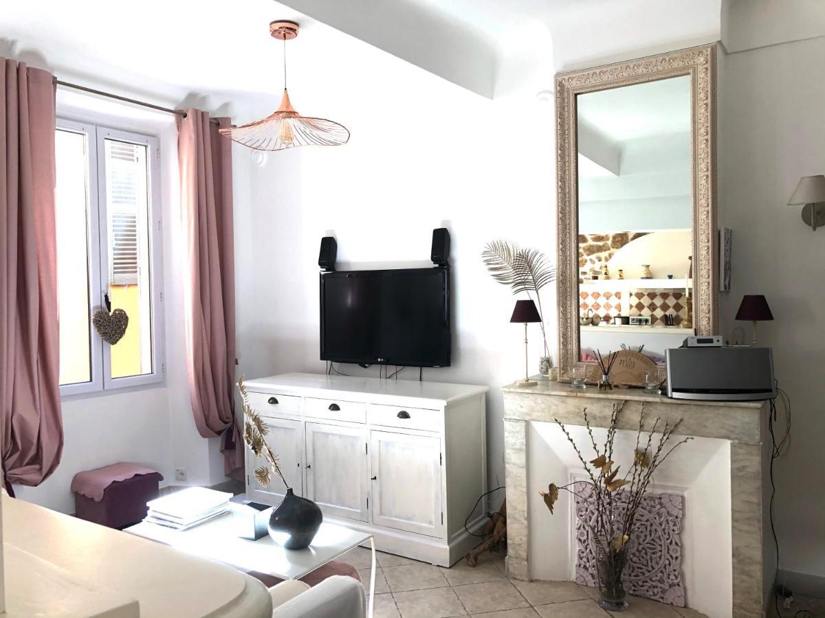 Appartement de charme au coeur de Saint-Tropez Extérieur photo