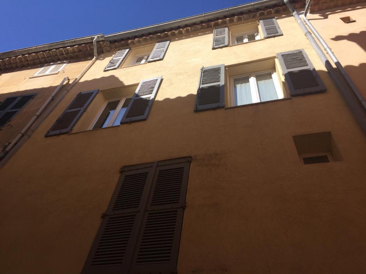 Appartement de charme au coeur de Saint-Tropez Extérieur photo